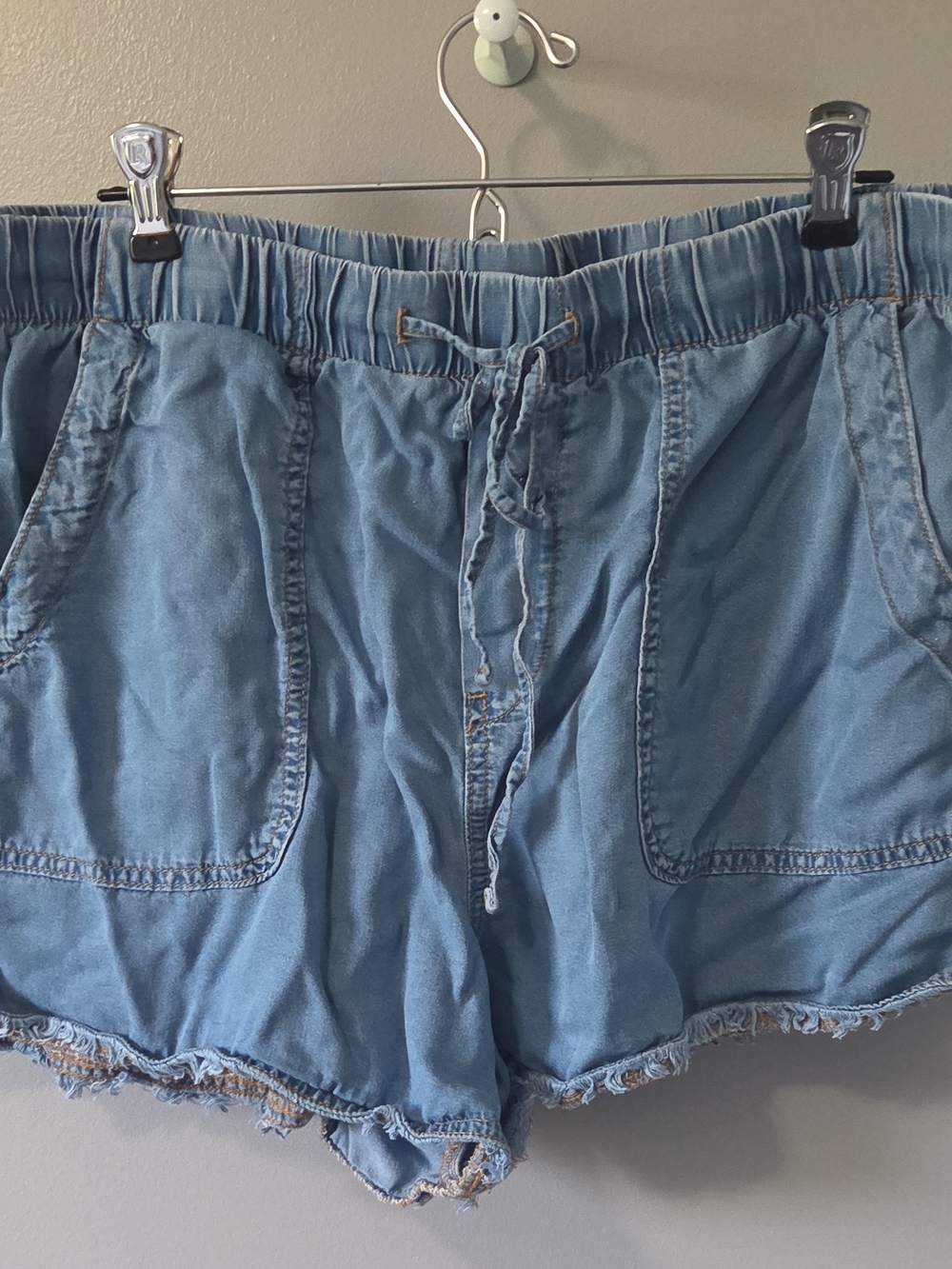 Time and Tru Light Blue Lyocell Shorts with Drawstring L(12-14) 3" Hem Frayed